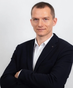 Marek Bienenda