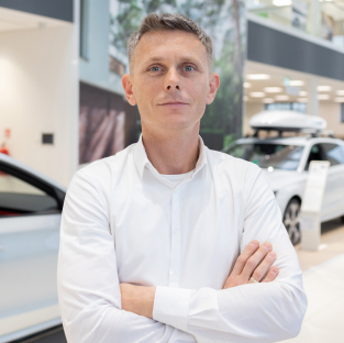 KAROL BASIŃSKI - salon samochodowy Škoda Centrum Wrocław