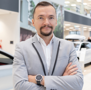 MAREK KUCZEWSKI - salon samochodowy Škoda Centrum Wrocław